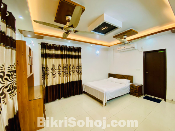 Premium Furnished 4-Bedroom Apartment in Bashundhara R/A